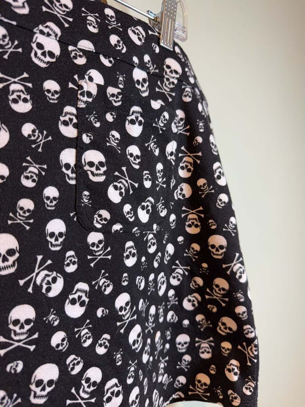 Hot Topic Skull and Crossbones Print Mini Skirt